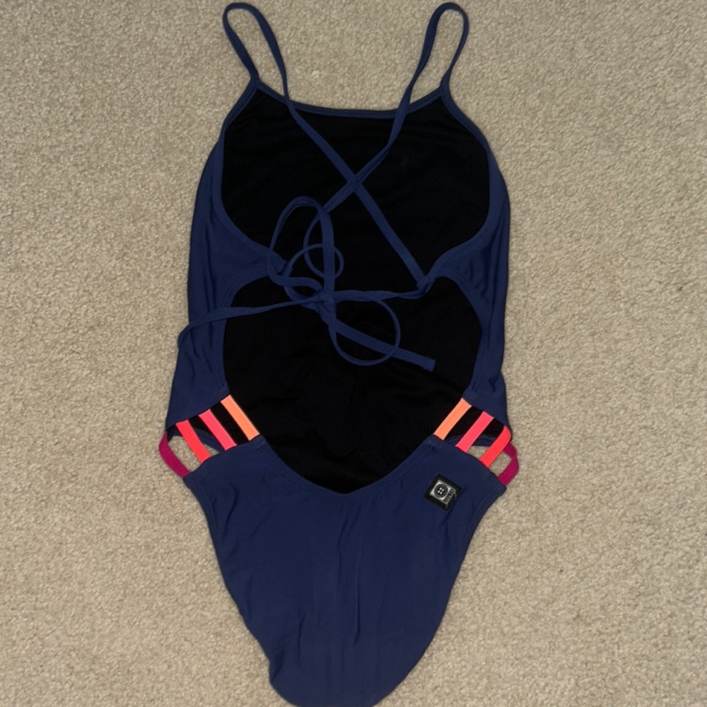 JOLYN onesie “Gavin 2”